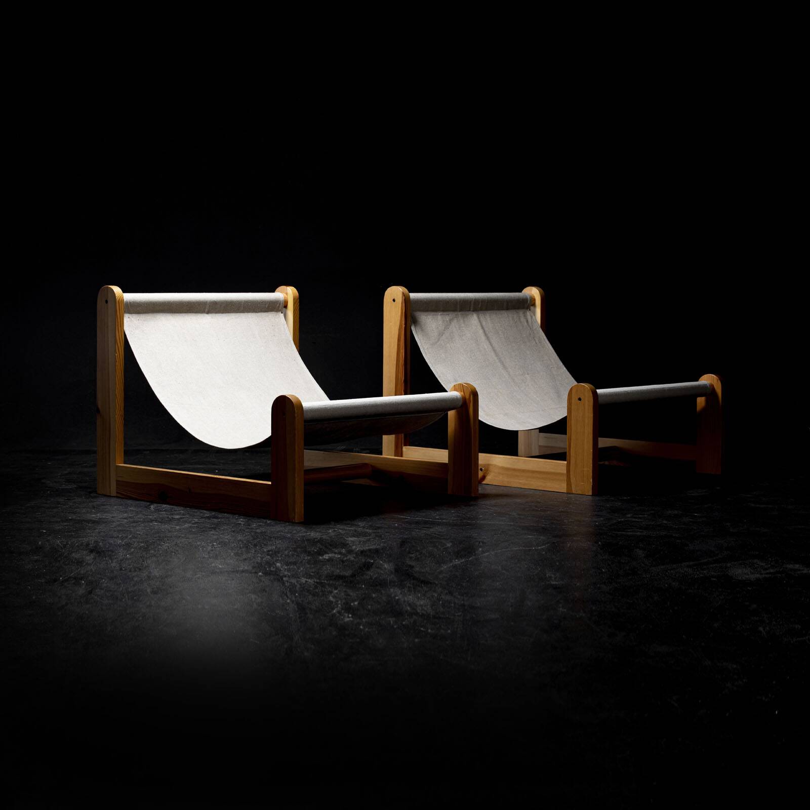 Sling chair in pine, canvas and sheepskin, 1970s