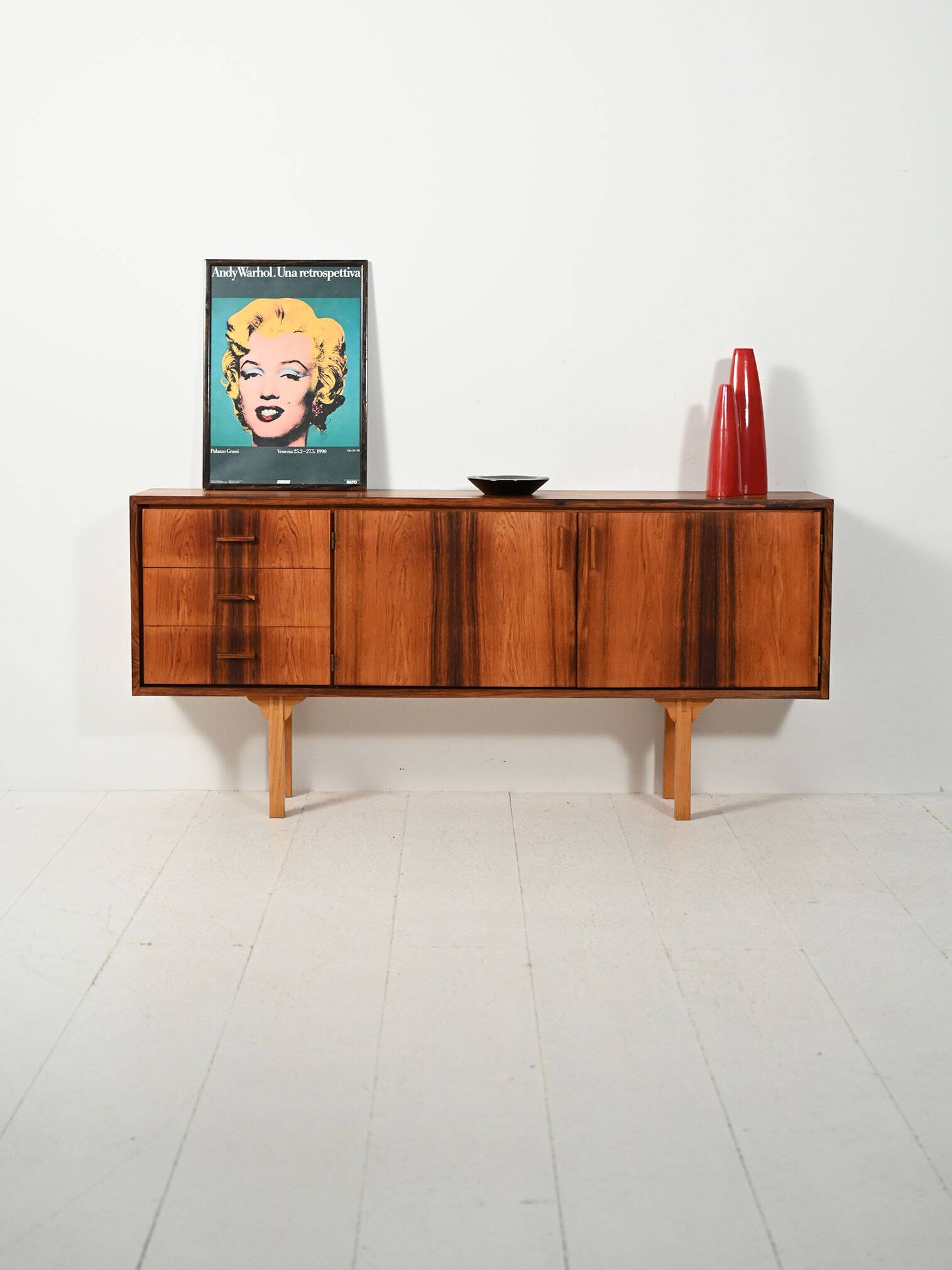 Buffet scandinave en palissandre