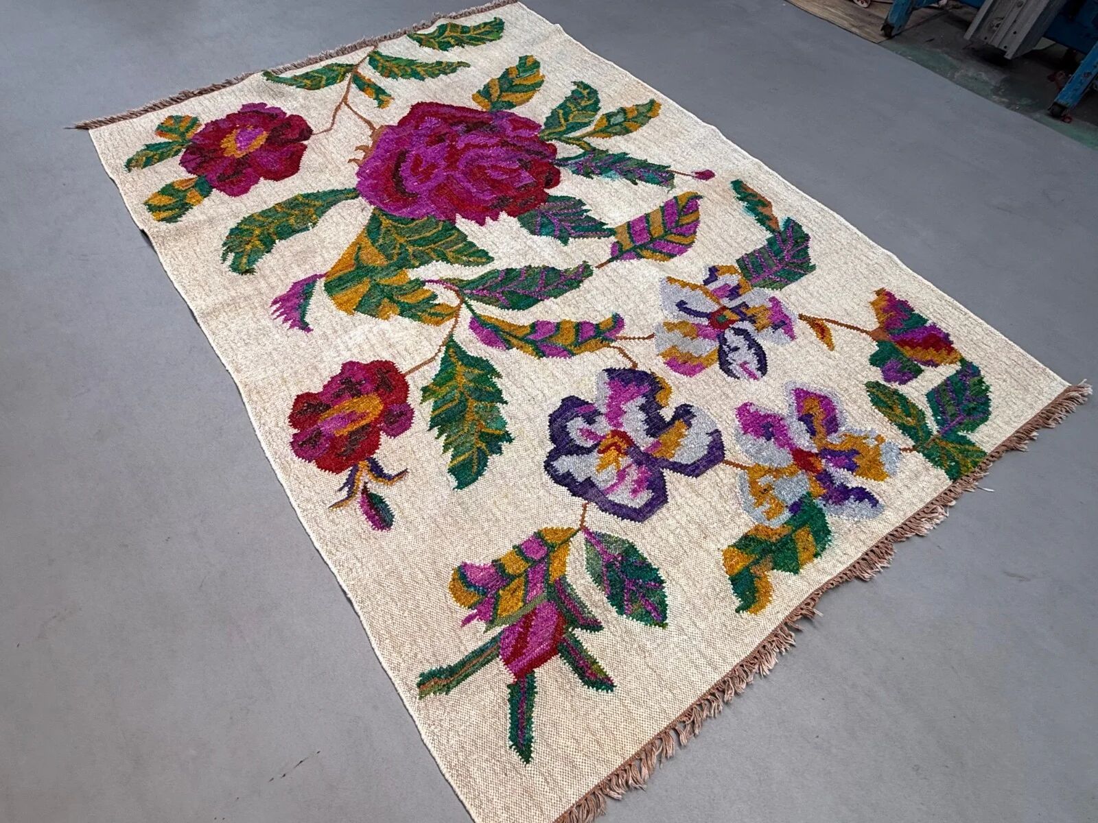 Vintage rose kilim rug 170x240cm shabby wool and silk, boho medium 2544
