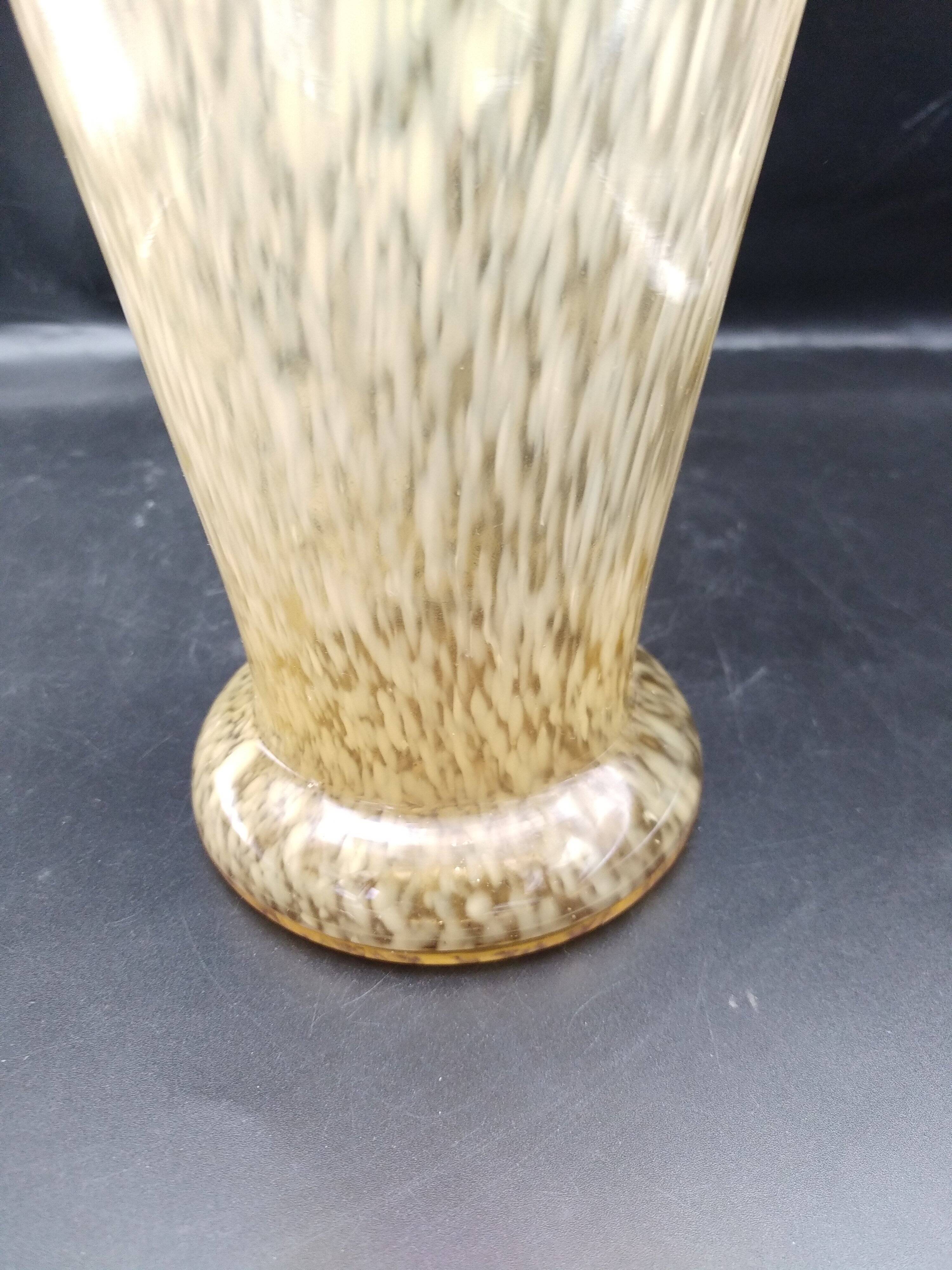 Speckled glass vase. Clichy glass.