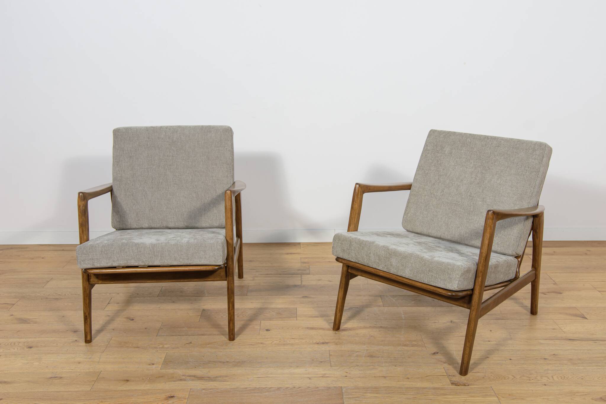 Mid-Century Model 300-139 Armchairs from Swarzędzka Factory, Poland, 1960s.