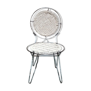 chaise ronde blanche