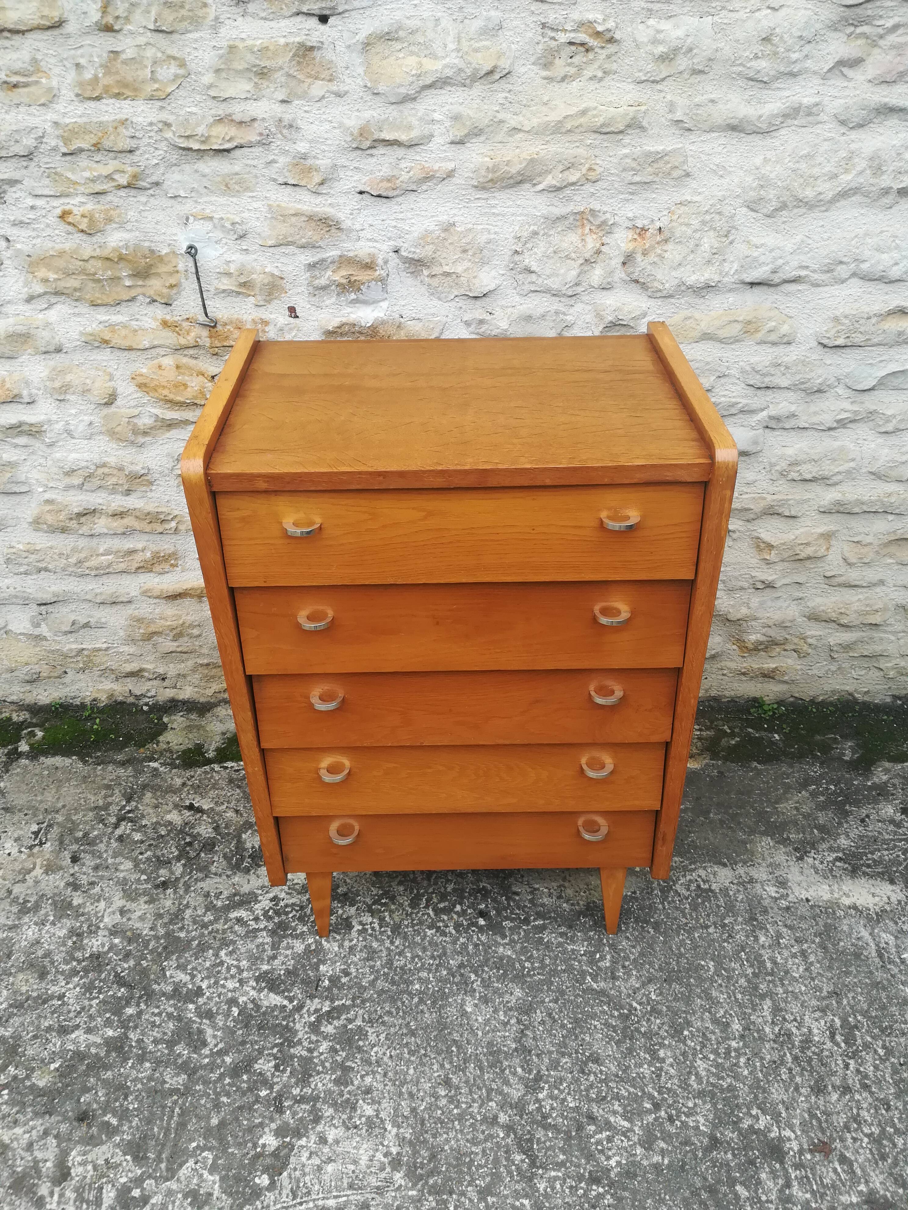 Vintage oak chest of drawers
