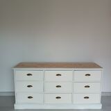 Drawer cabinet