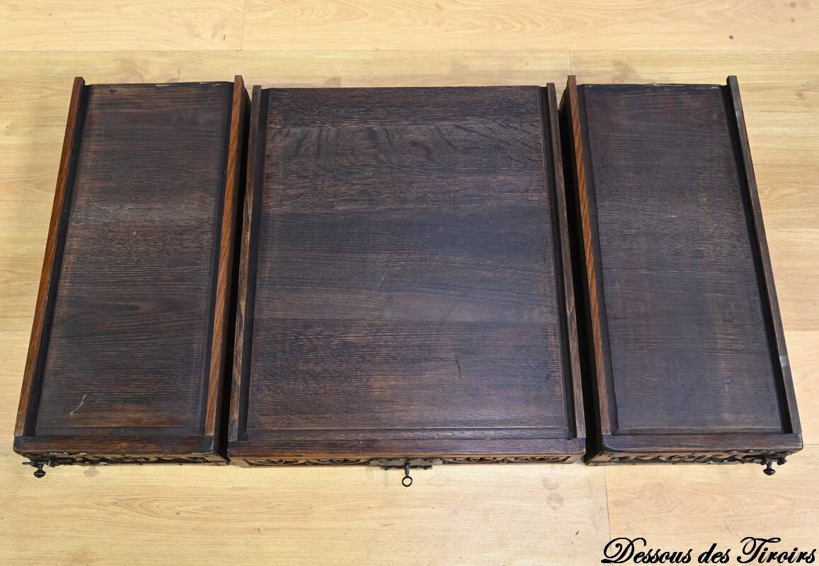 Oak Desk Table, Neo-Gothic style – Early 20th century