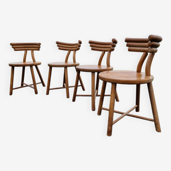 Set of 4 solid organic chairs