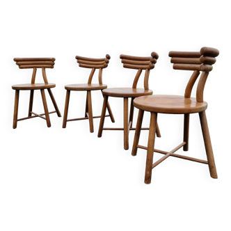 Set of 4 solid organic chairs