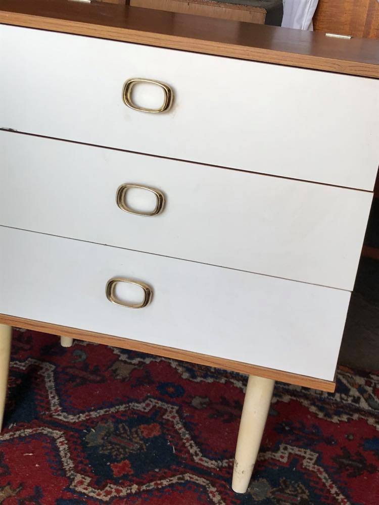 Vintage white chest of drawers