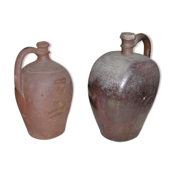 Duo de 2 bouteilles anciennes en grès
