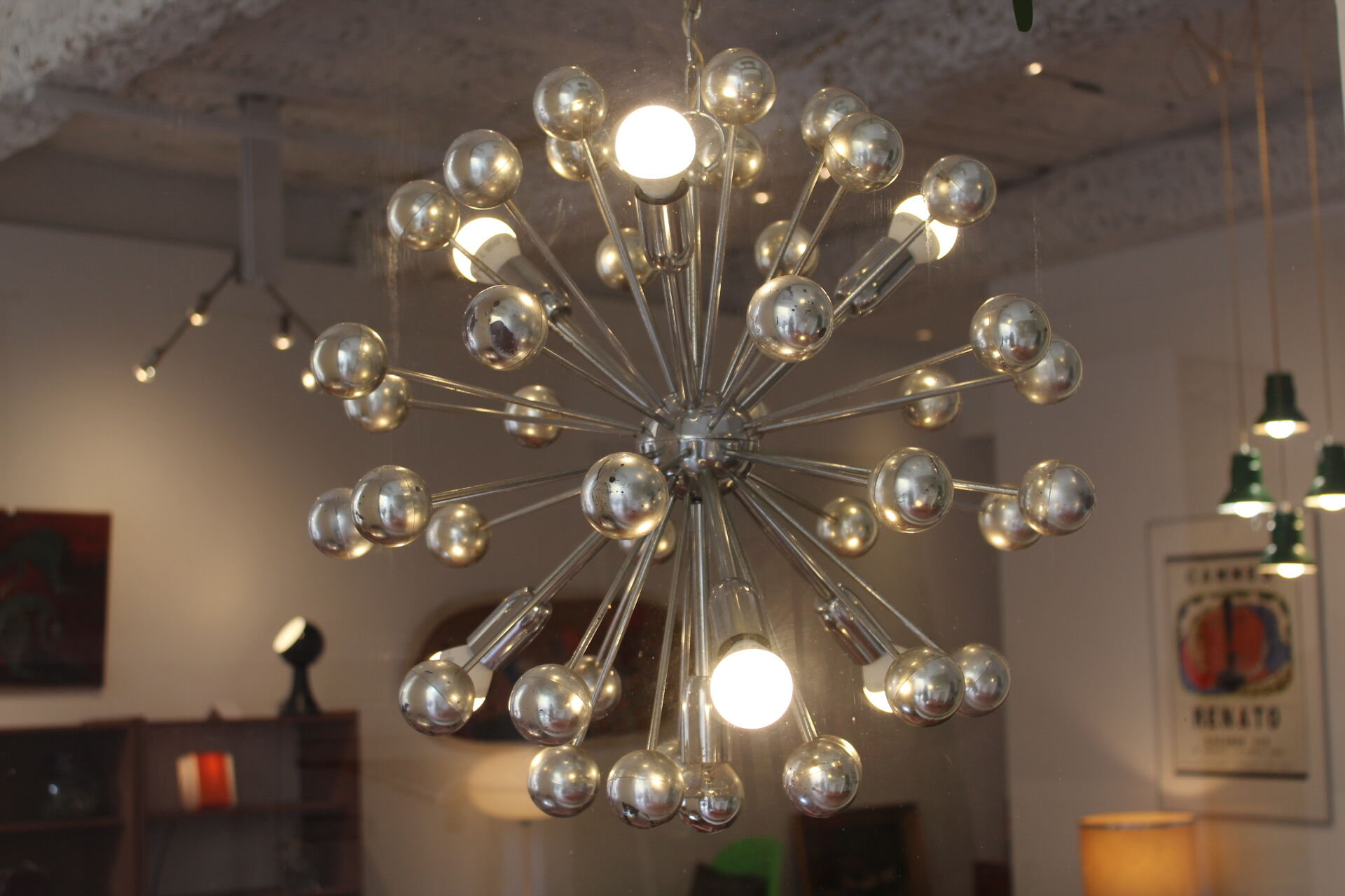 Chandelier sputnik 1970