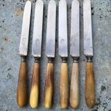 Série de 6 couteaux acier manche corne