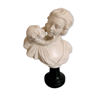 Sculpture in plaster, young mother and child