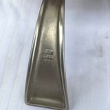 Coat rack with 3 aluminum hooks