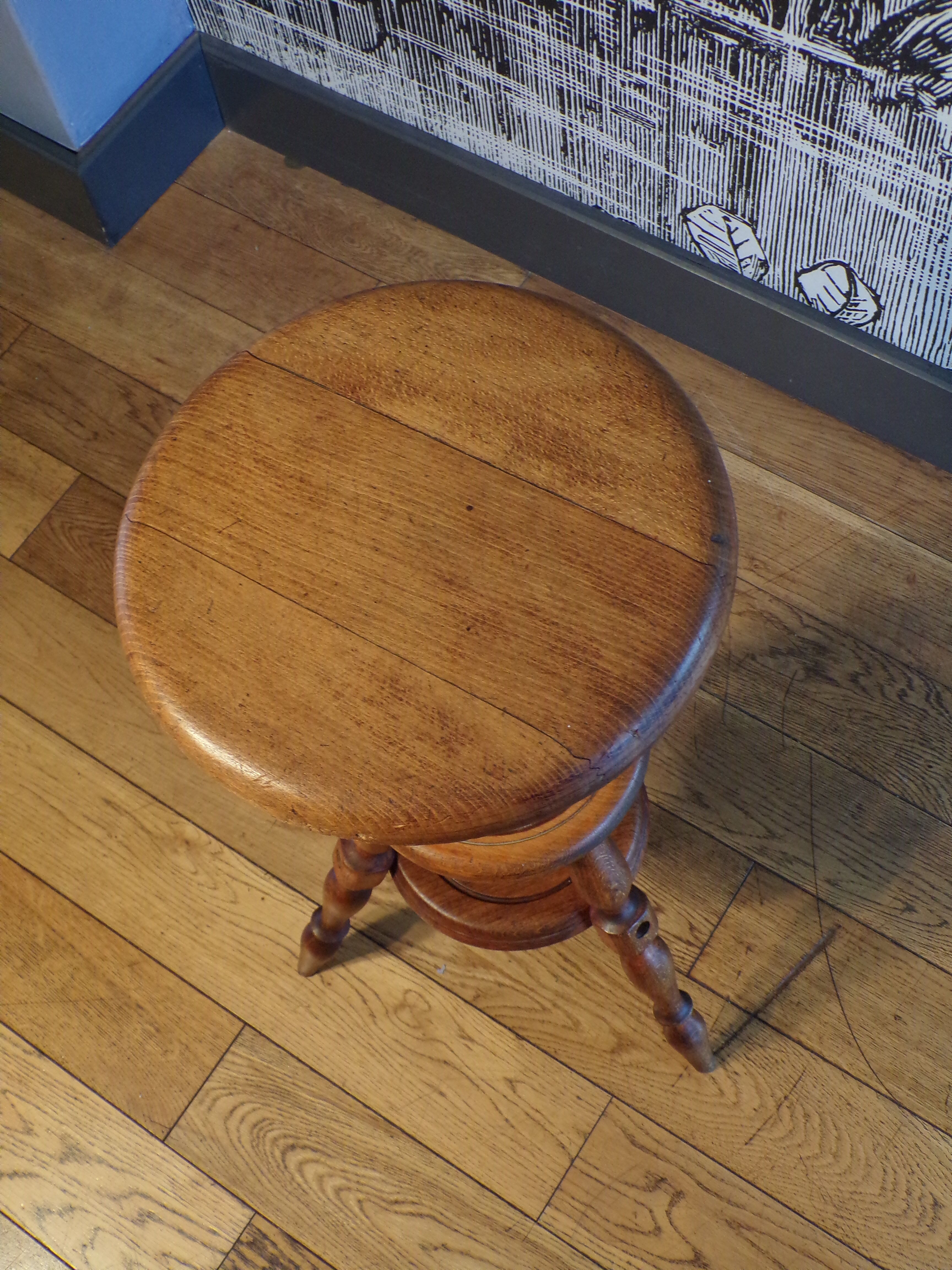 Screw watchmaker's stool 1930