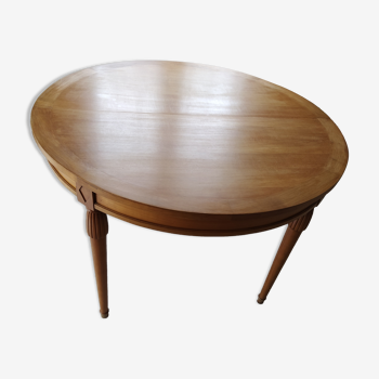 Cherry round table