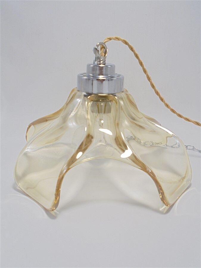Suspension en verre or