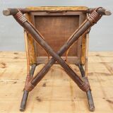 Fauteuil enfant 1890 châtaigner, rotin et velours damassé