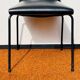 Paire de chaises ' Robert ' de Pierre Guariche pour Meurop