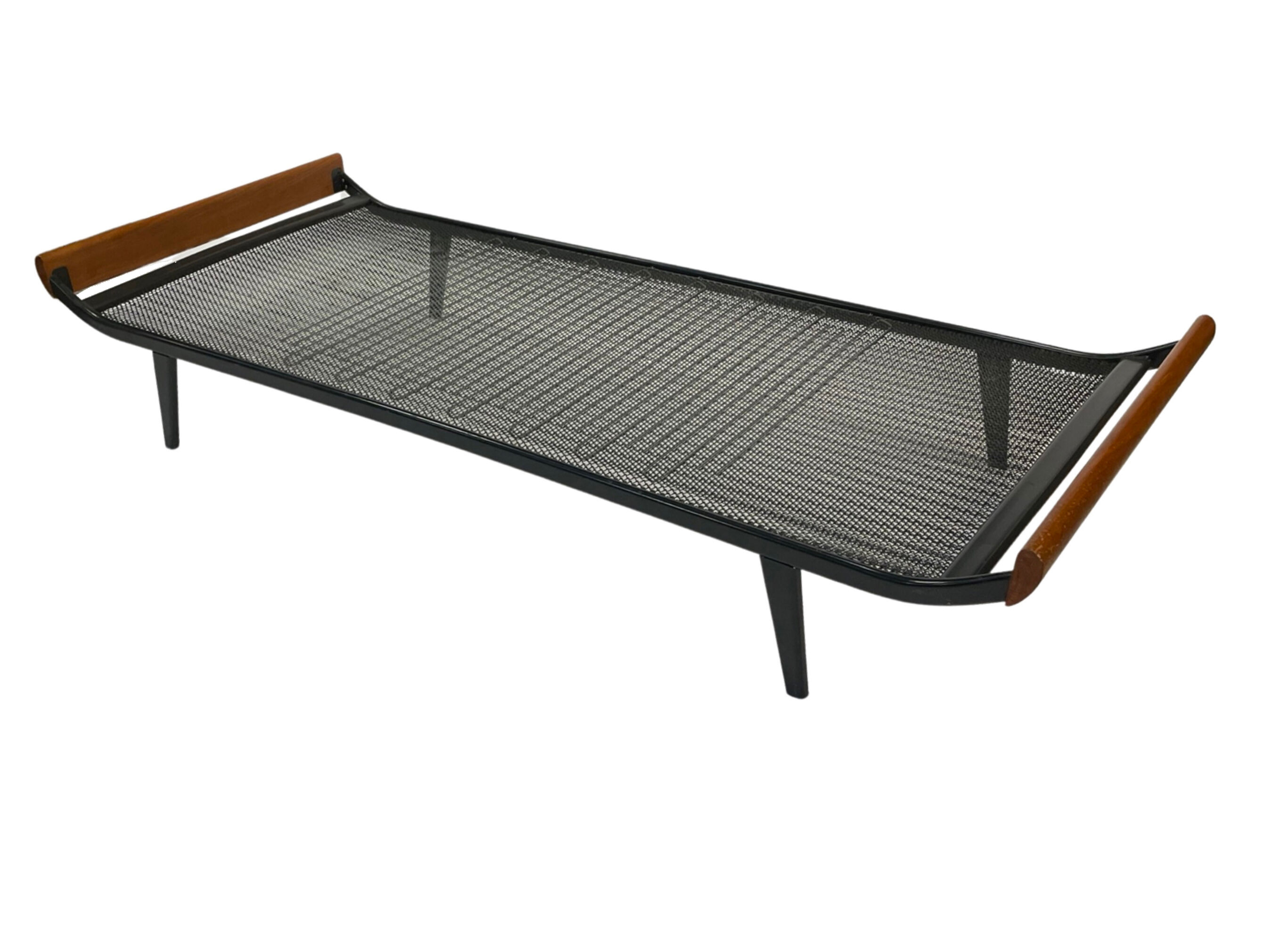 Day bed Auping Cleopatra design by Dick Cordemeyer 60