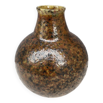 Accolay ceramic vase