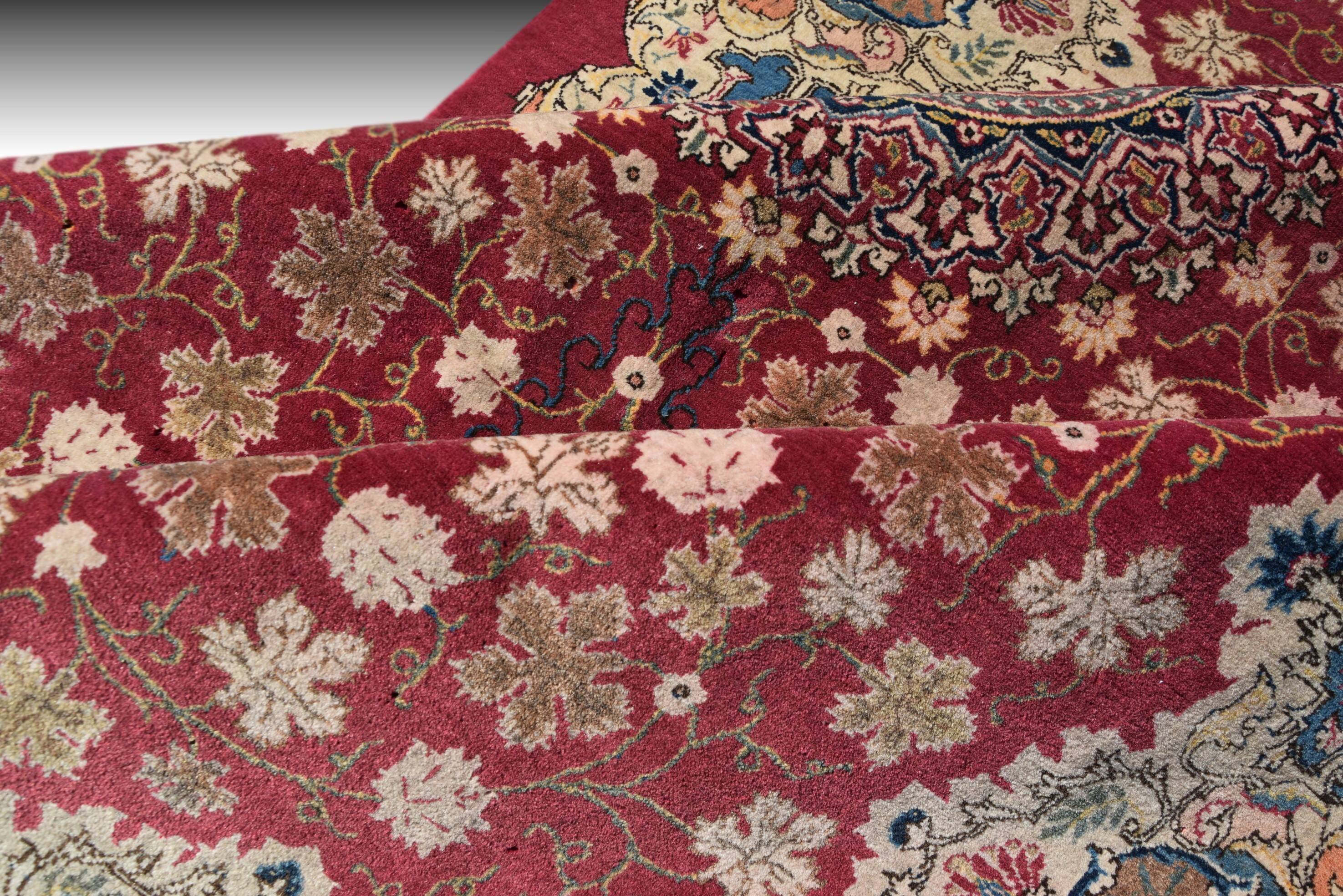 Oriental Iran Rug, Kashan Persian - 2.15 x 1.42 Meters