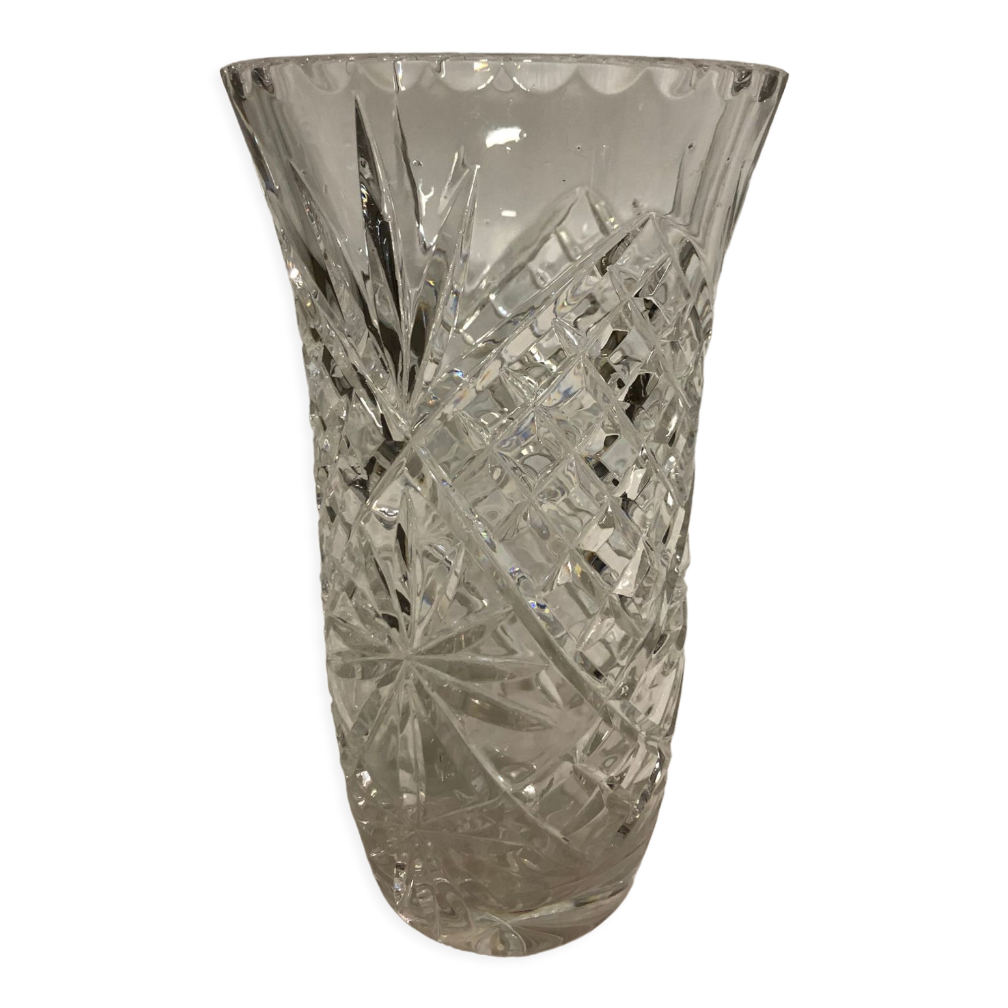 Vintage vase in chiseled crystal