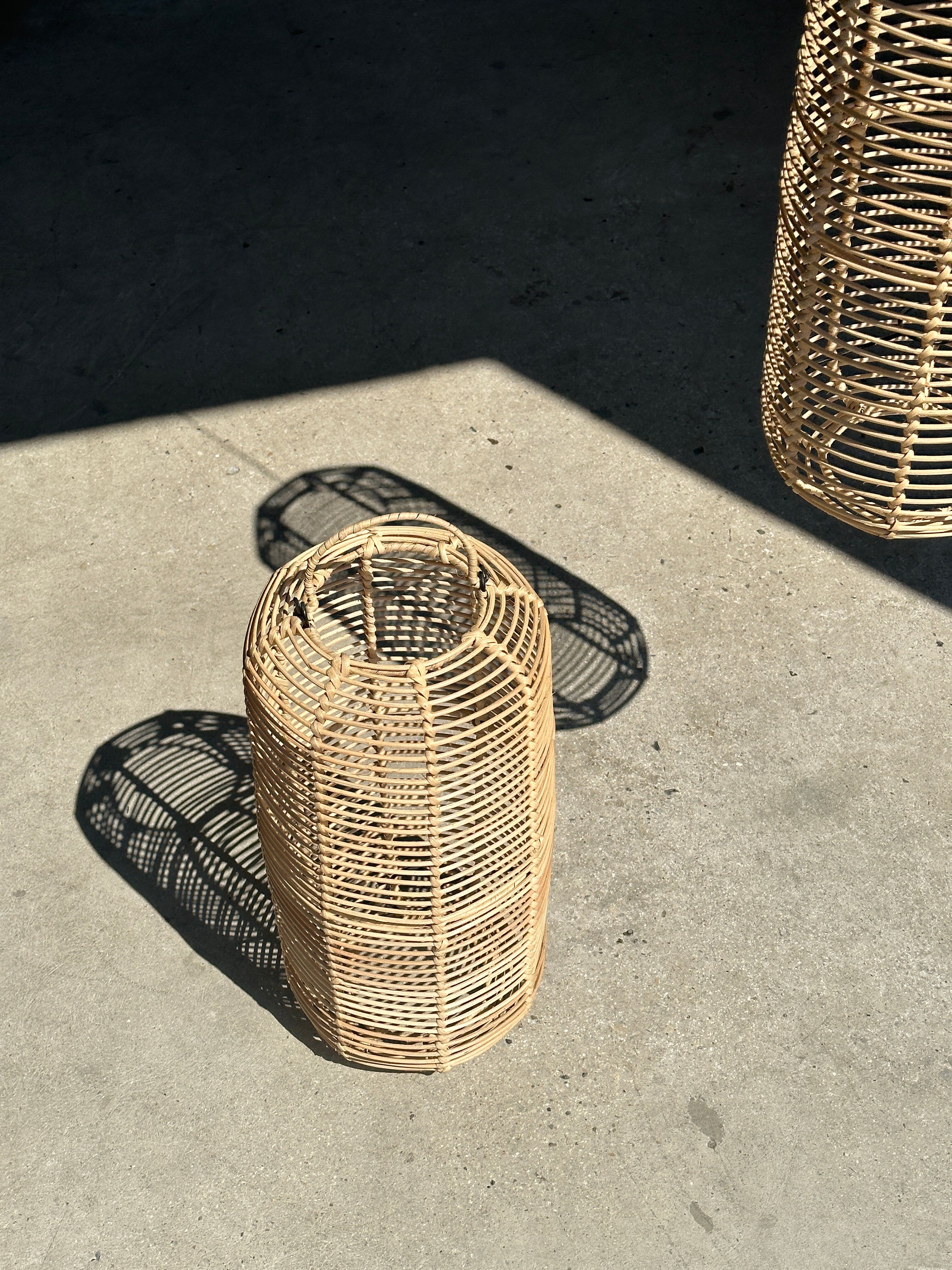 Large lantern-shaped rattan pendant lamp H50 D24