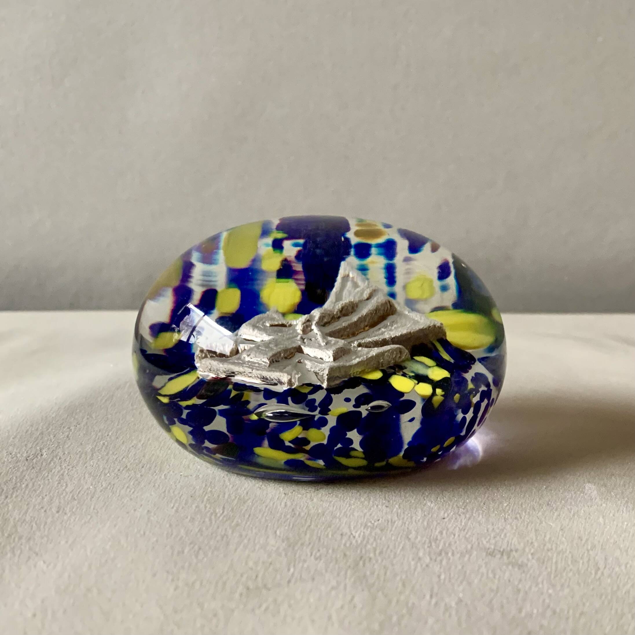 Antique sulfide paperweight - Cross of Jesus