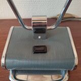 Eileen Gray Lamp