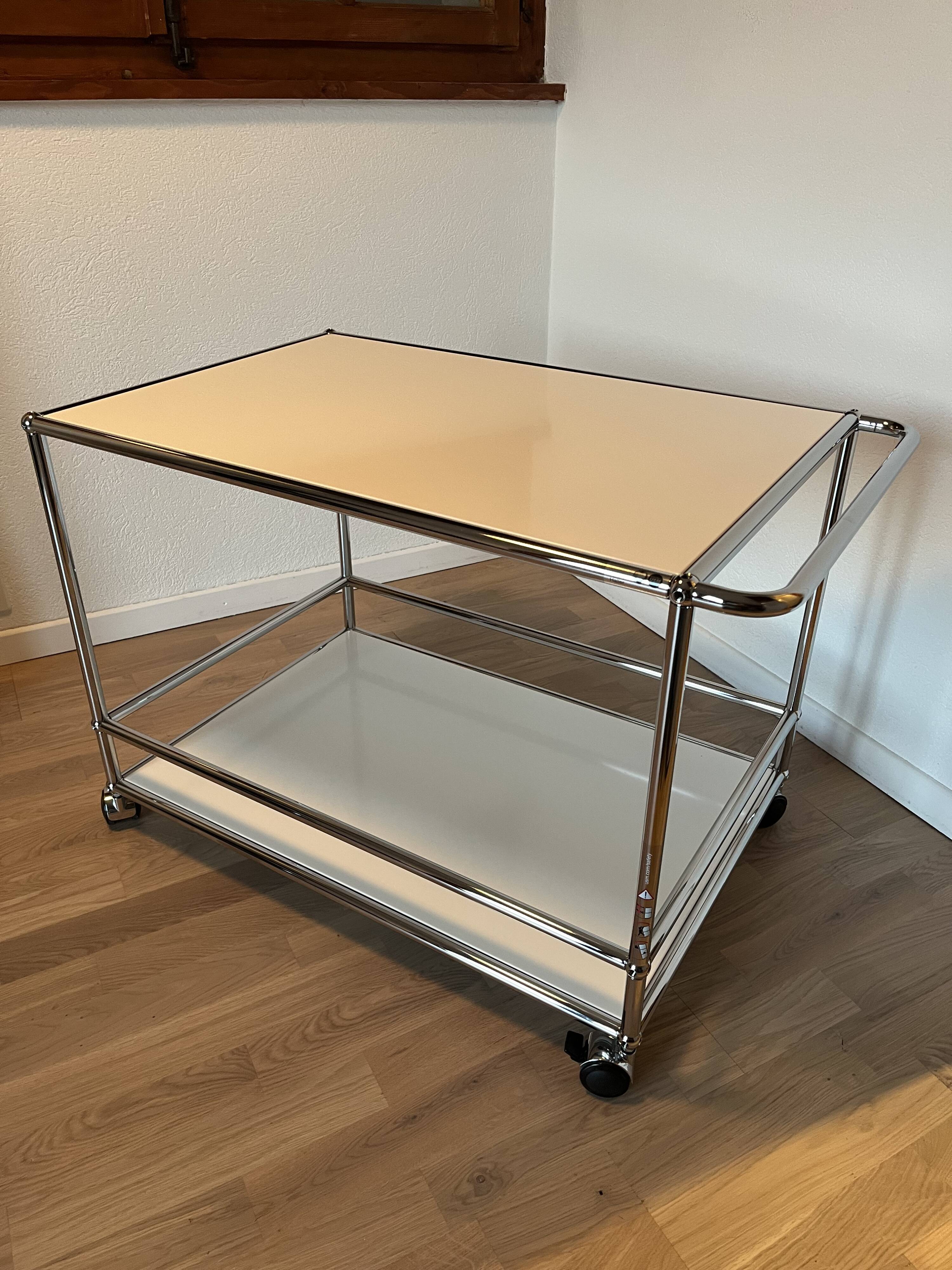 USM Haller Serving Trolley in Pure White