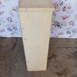 Antique workshop storage cabinet with one door