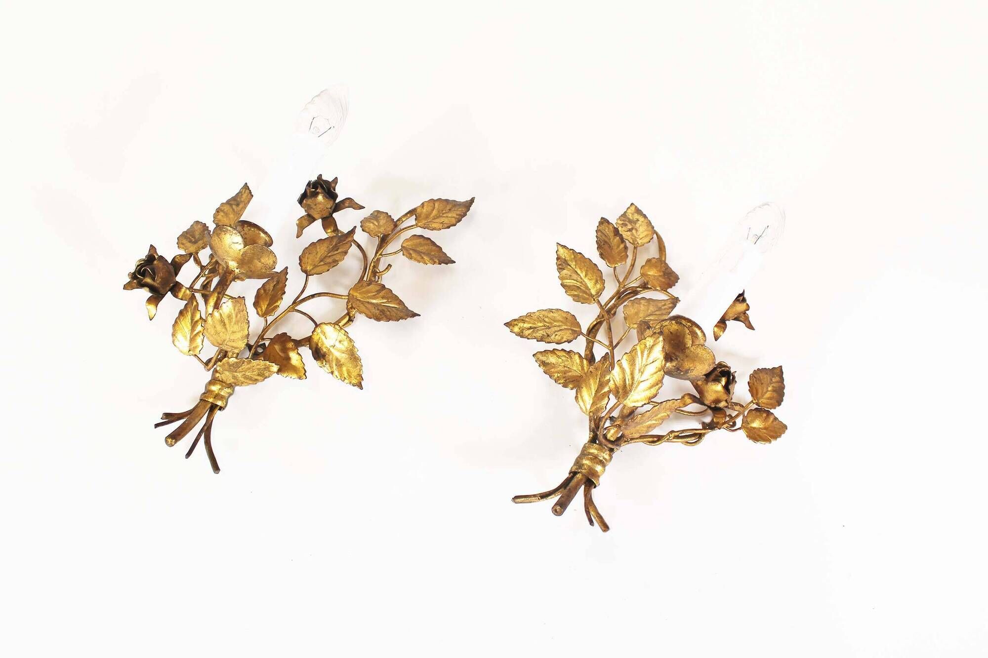 Pair of antique Gilt Italian Sconces – Italy 1960’s