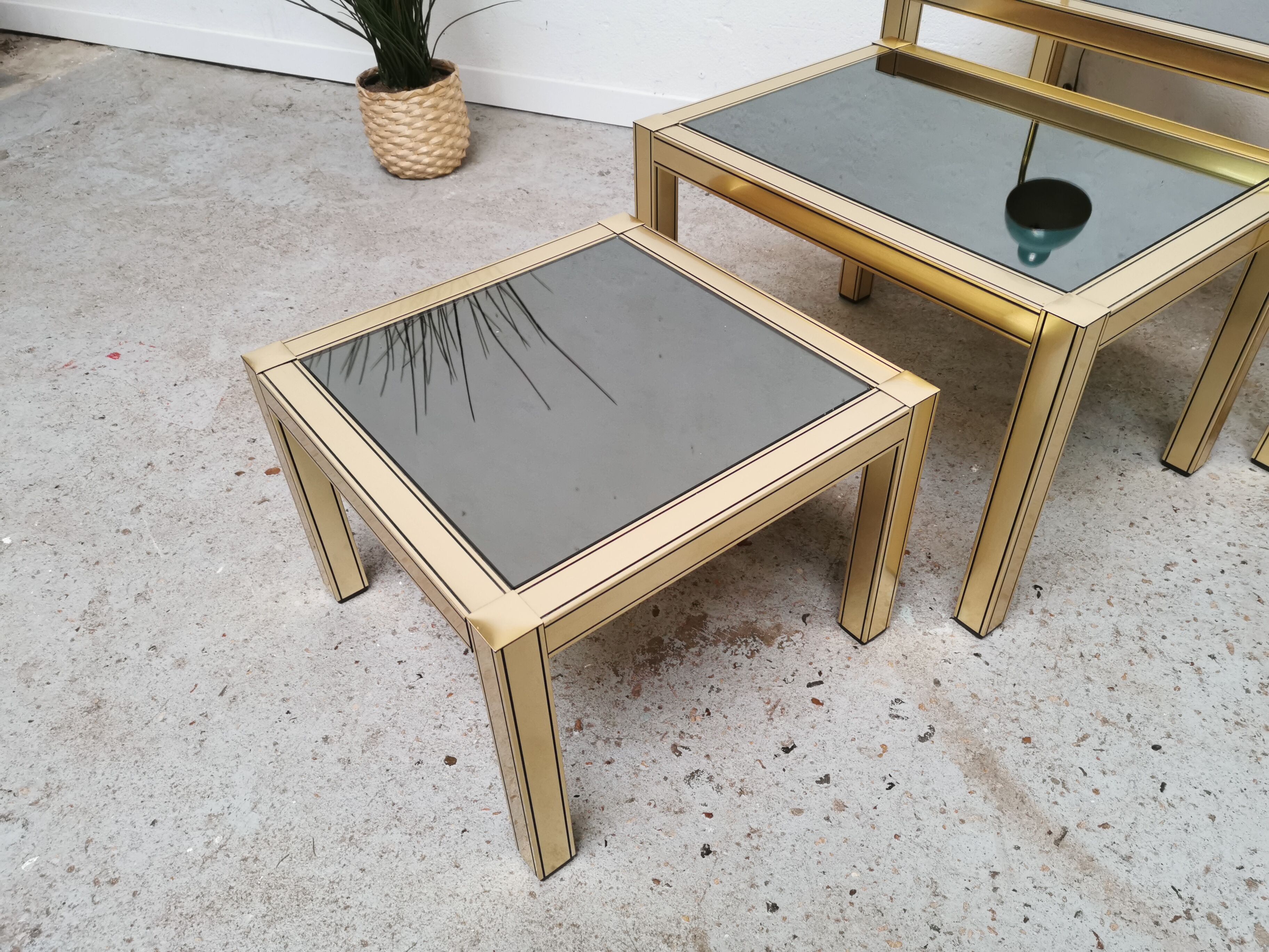 Tables gigognes laiton doré vintage 1970