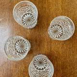 Set of 4 pressed crystal glasses – diamond pattern