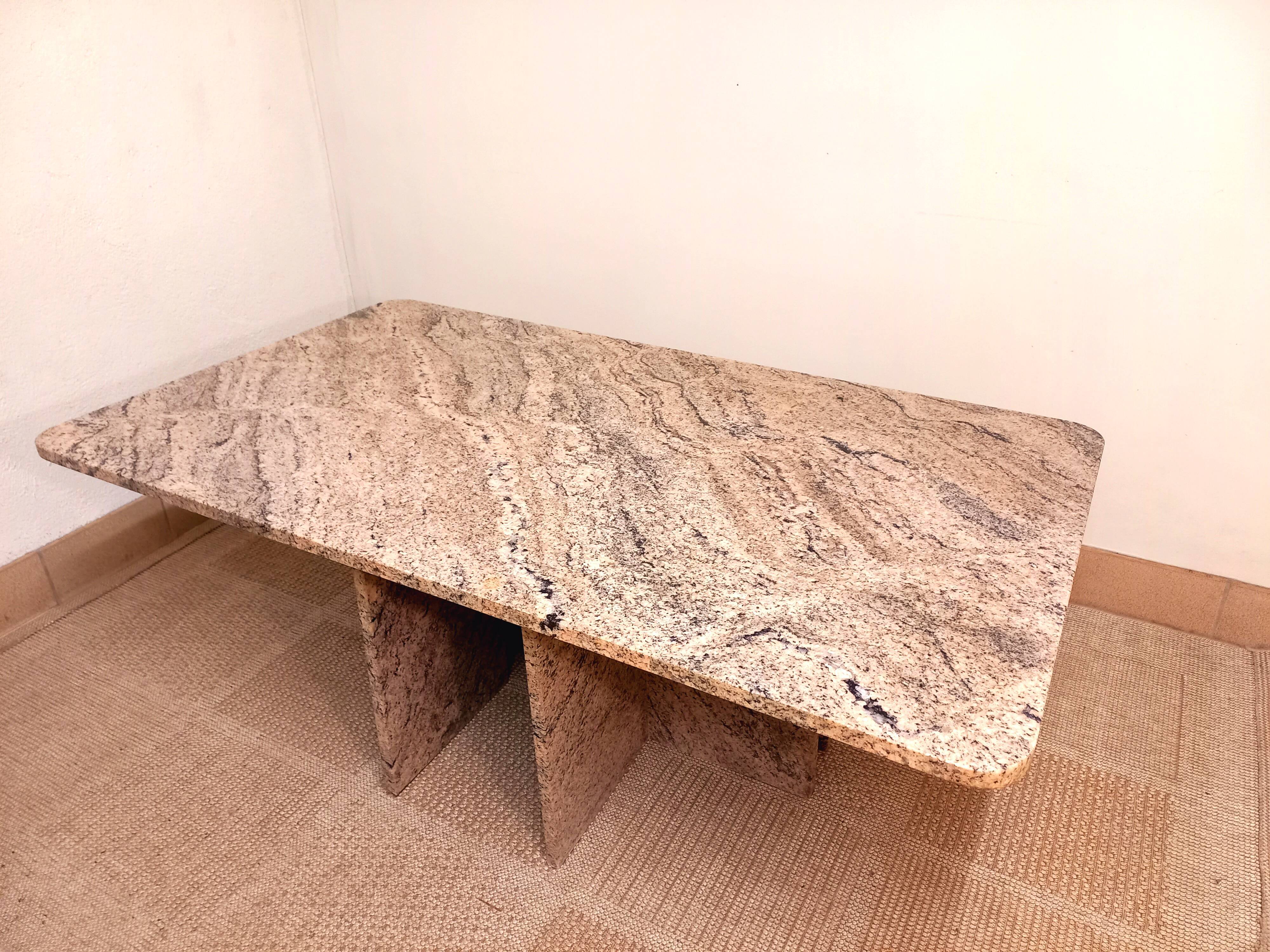 Vintage coffee table in pink marble 70s 80s