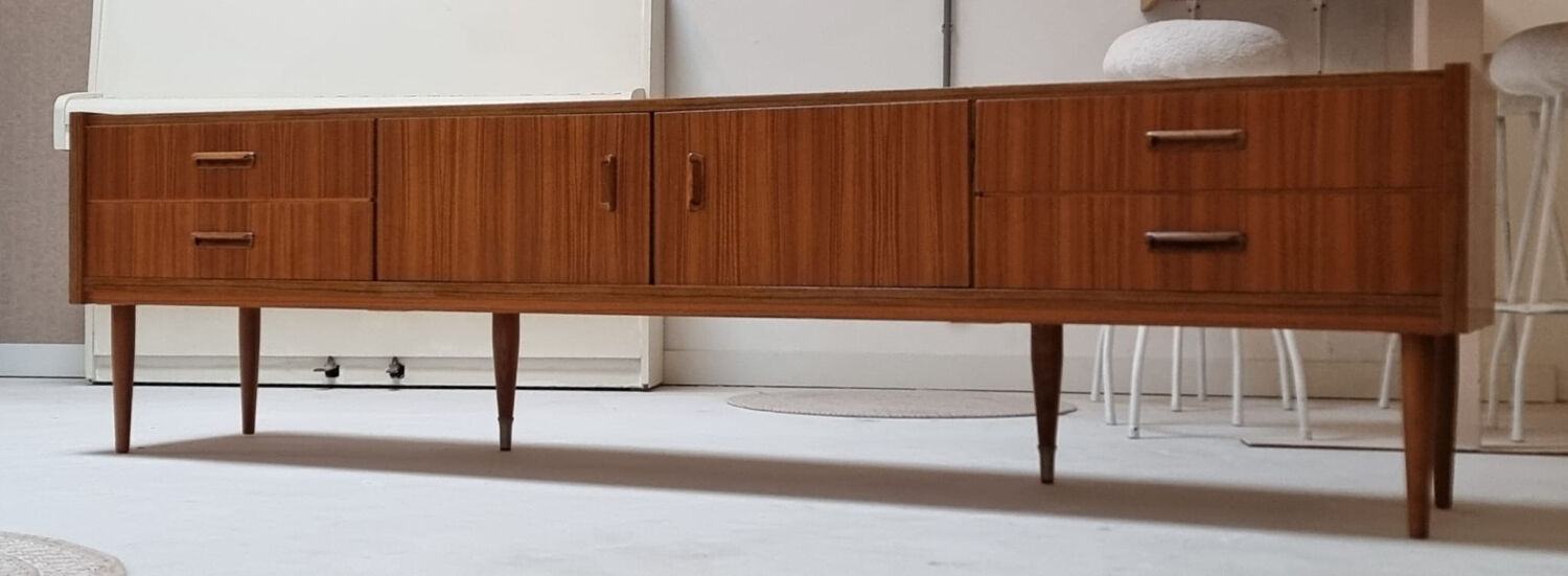 Planche basse des années 70