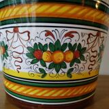 Vase in Italian majolica