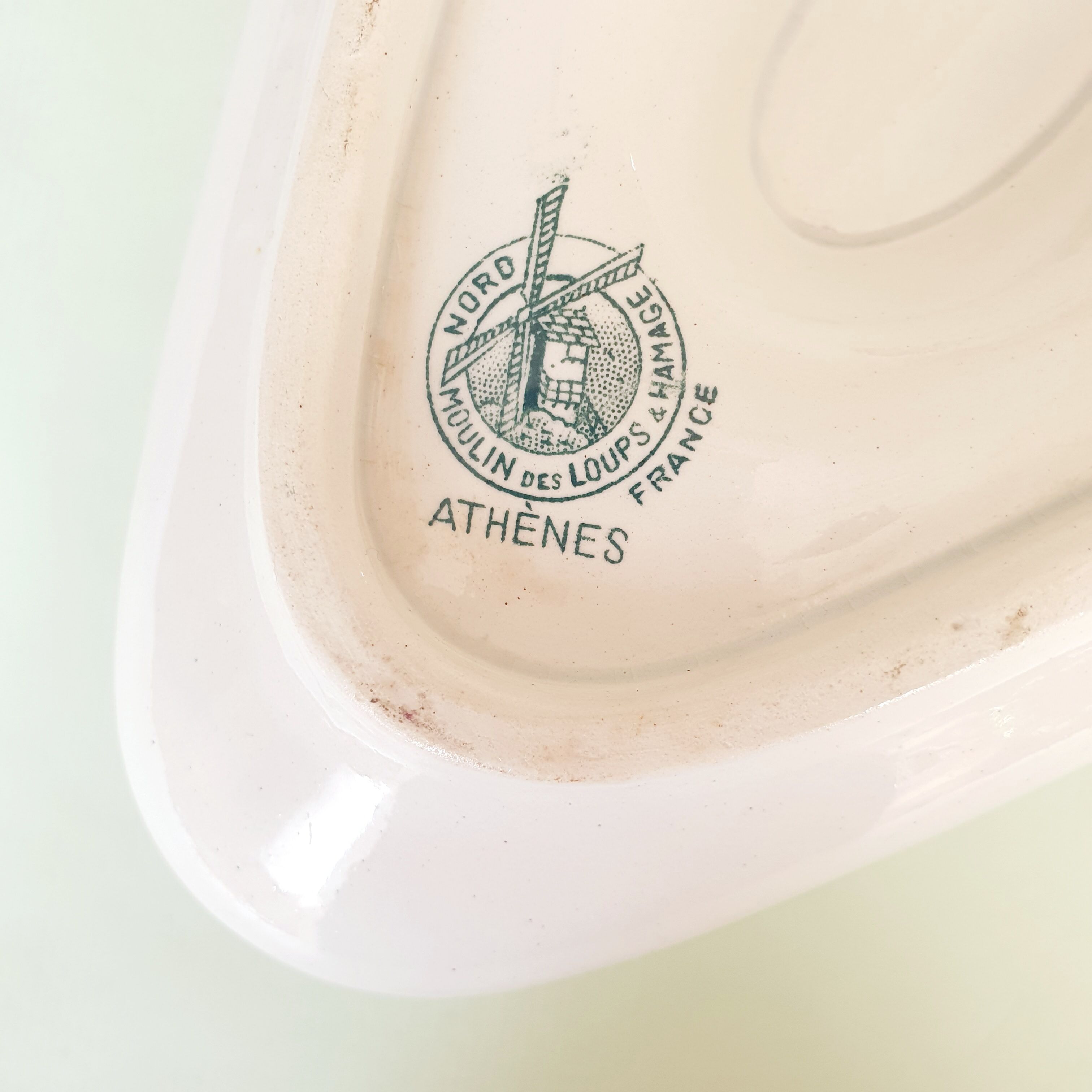 Saucière Iron Land Wolf Mill model Athens