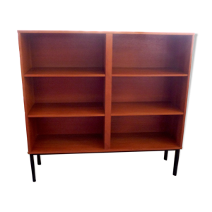 Bibliothèque par pierre