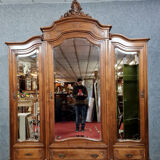 Louis XV Rocaille walnut cabinet stamped Gianinetto circa 1880