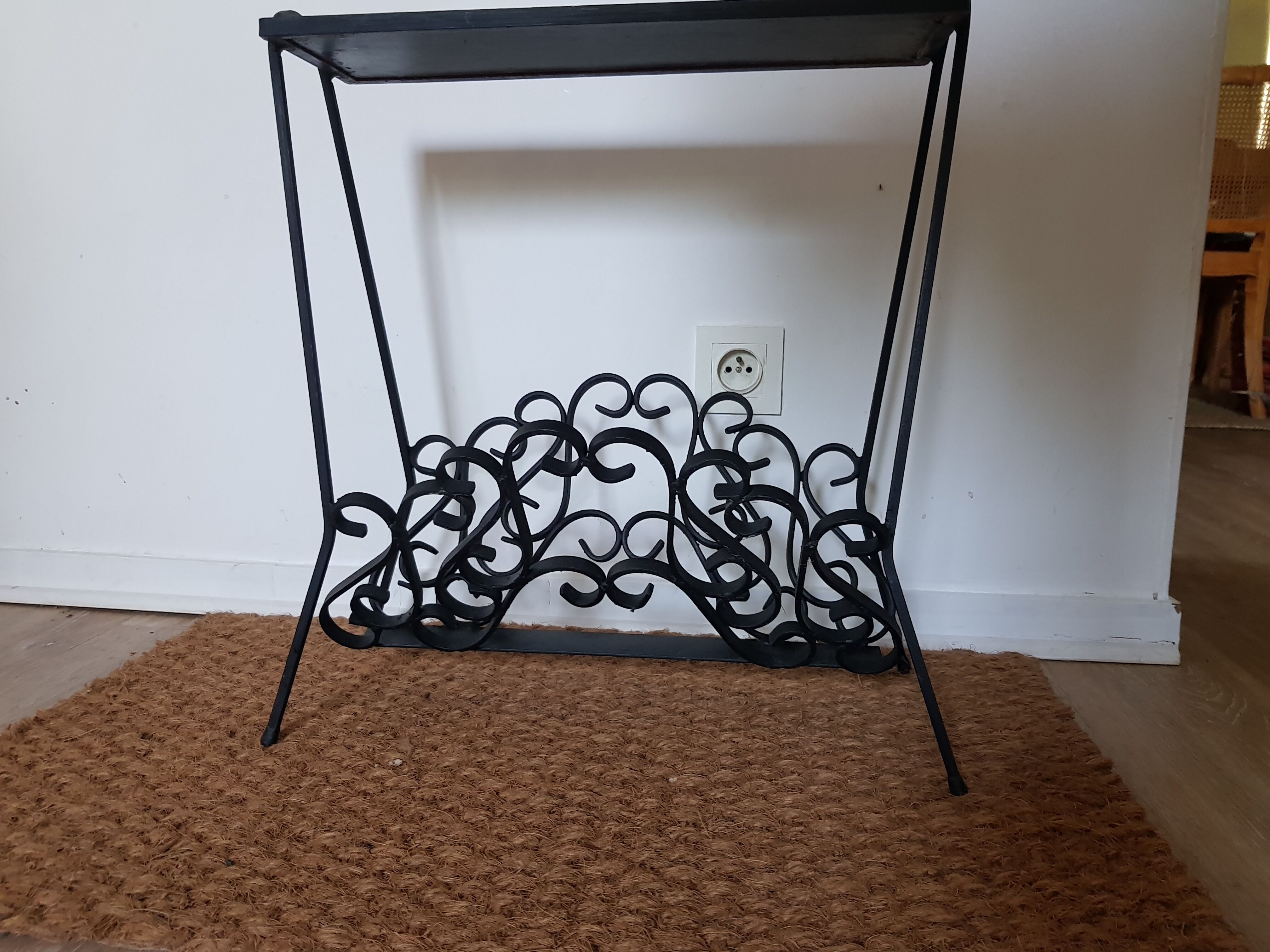 Porte-revue fer forgé