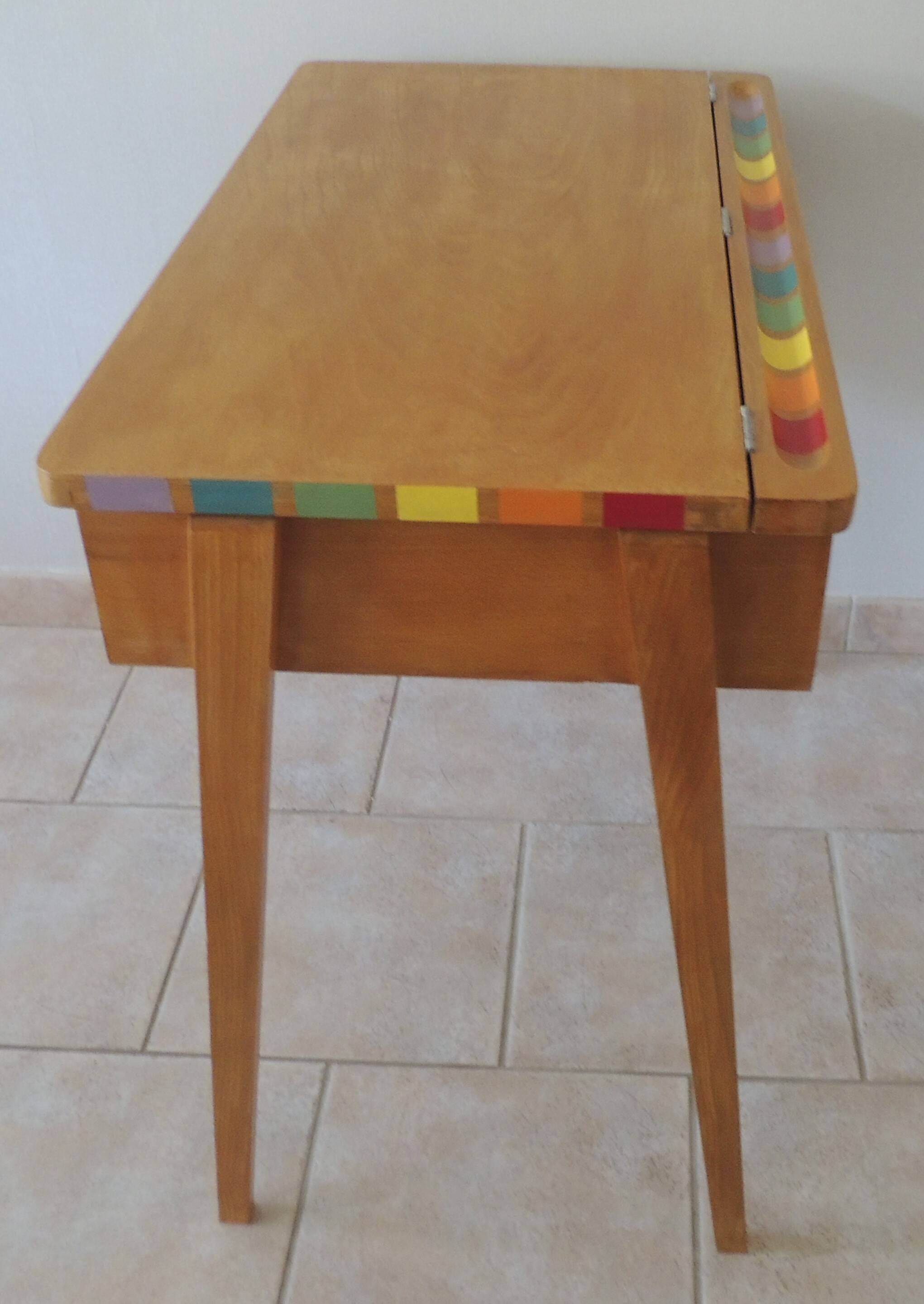 Children's desk