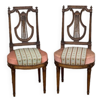 Paire de chaises dossier lyre