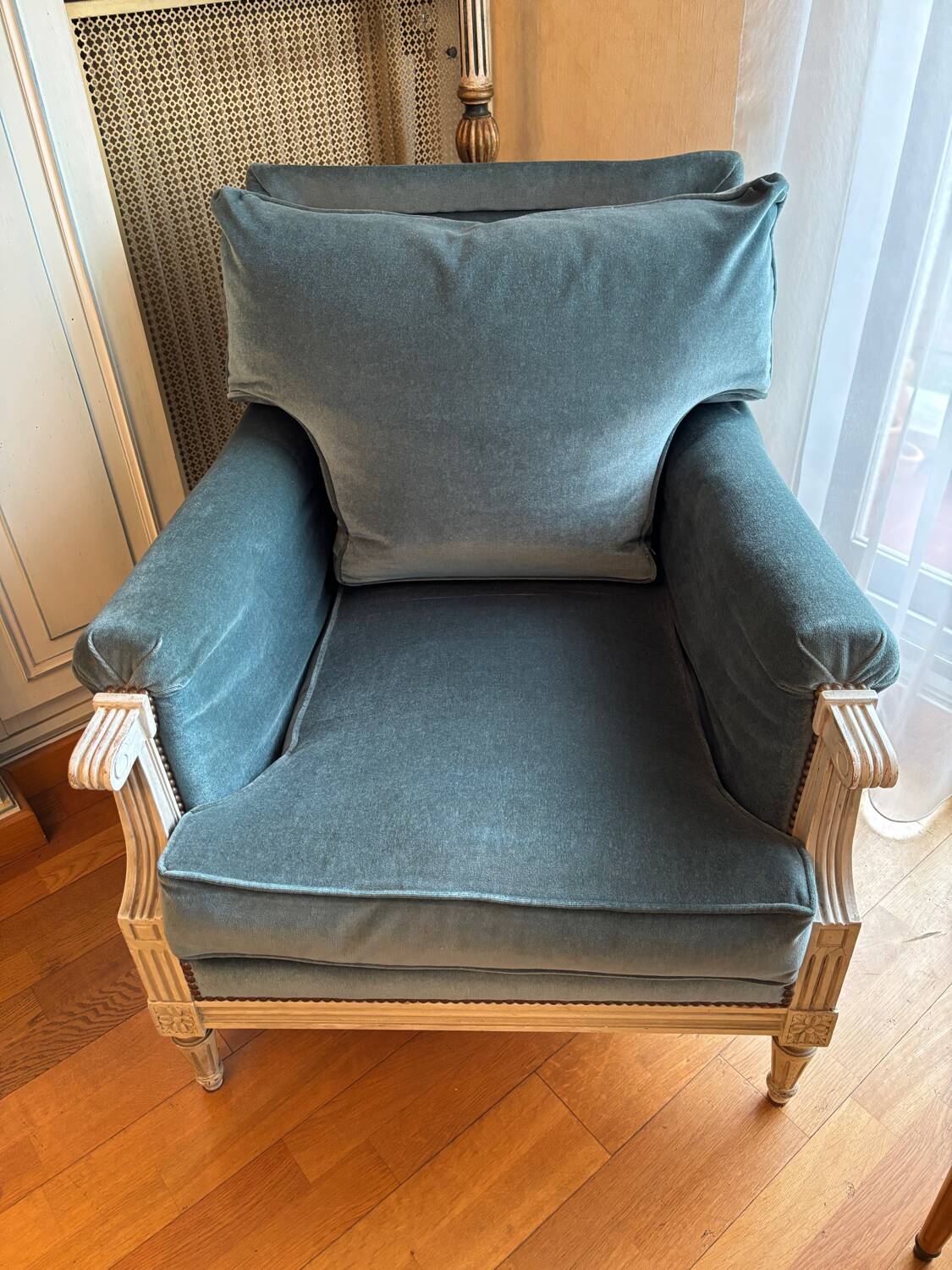 Bergère armchair