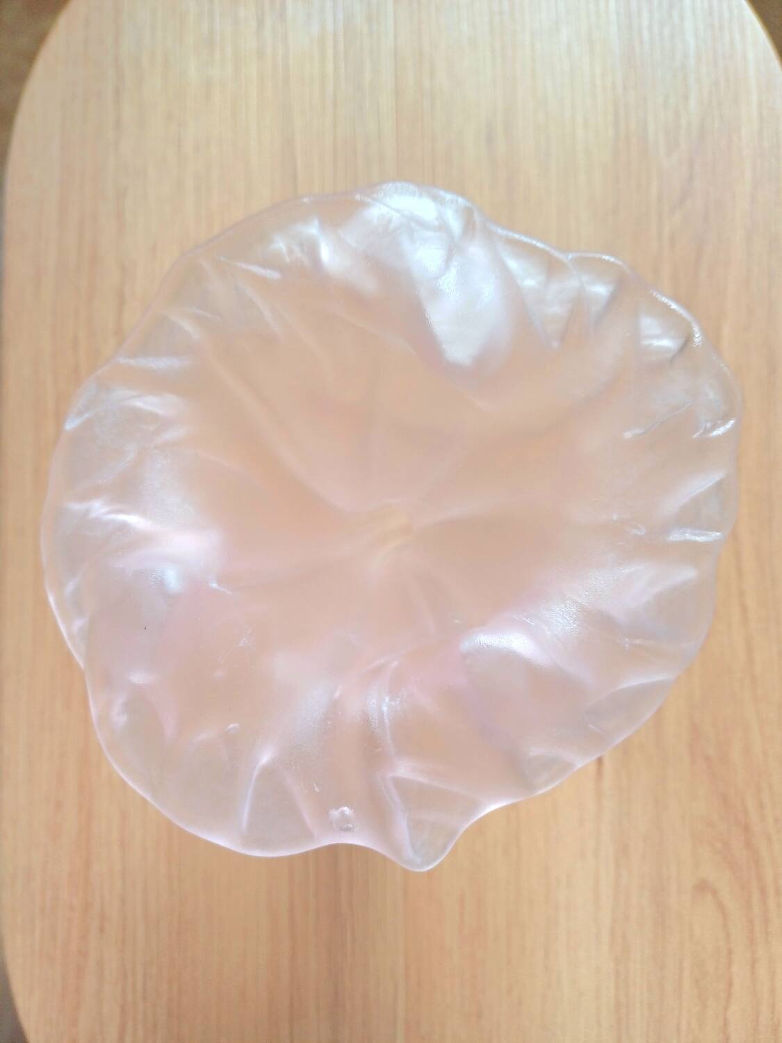 Flower vase in pink mate