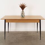 Oak table, Italian design, 1980s, manufacture: Italy