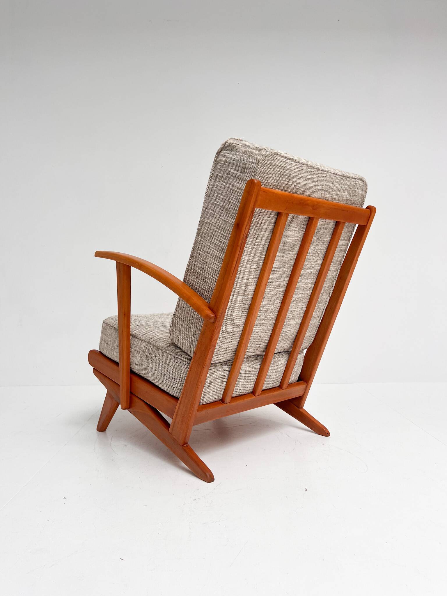 Wooden Midcentury armchairs with spindles from the 1960s