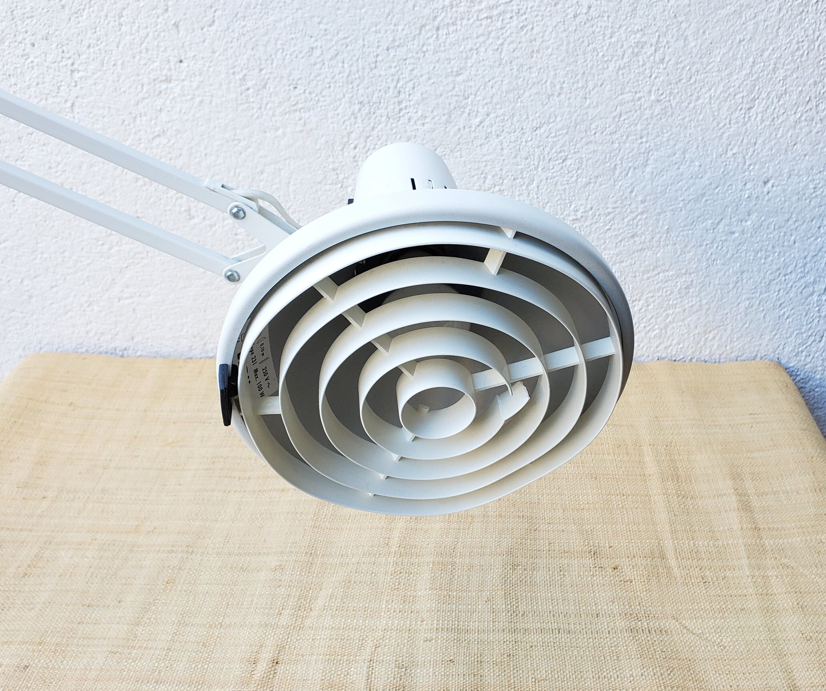 Ledu architect lamp
