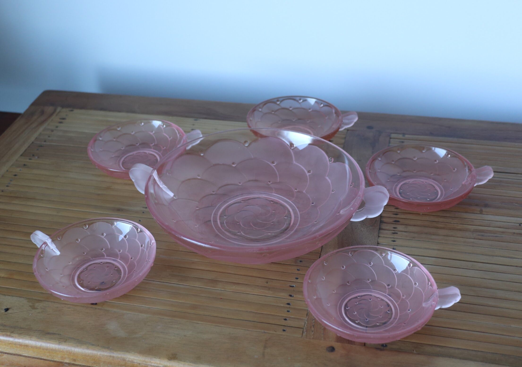 Set of 6 art deco pink molded glass ramekins