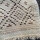 Persian rug in knotted wool beige flower 170x90